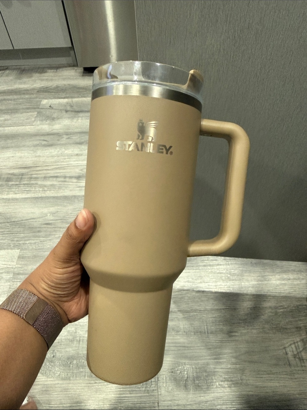 Stanley Tan Travel Tumbler with Handle and Clear Lid no straw